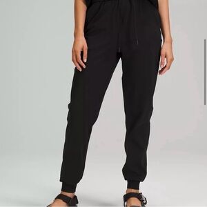 Lululemon Stretch High Rise Jogger blk 8